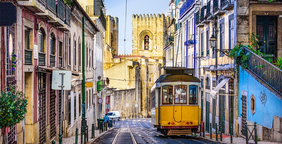 Paseando por... Lisboa, diario de un viaje Art Déco Lisboa Mercadillos Europeos   